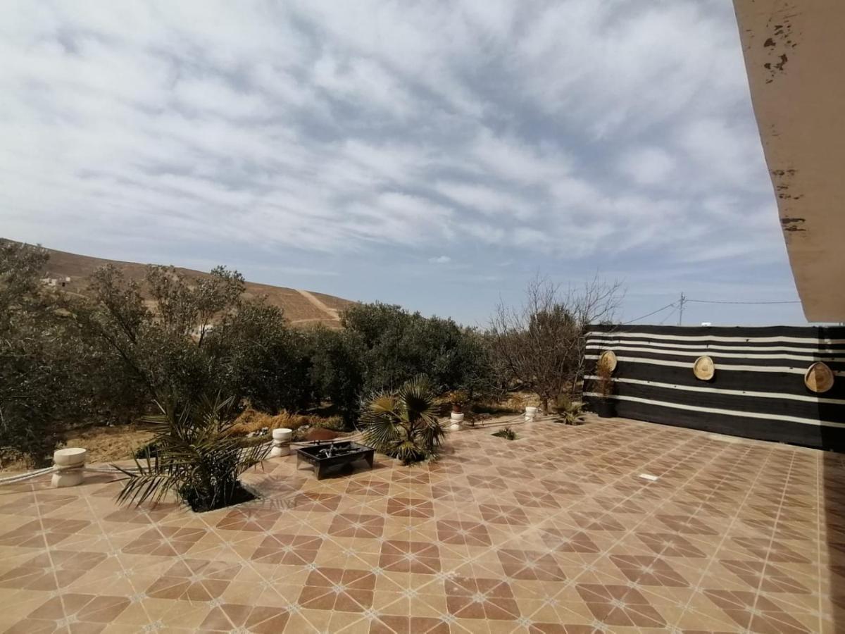 Farmer Stay Hostel Wadi Musa Exterior foto