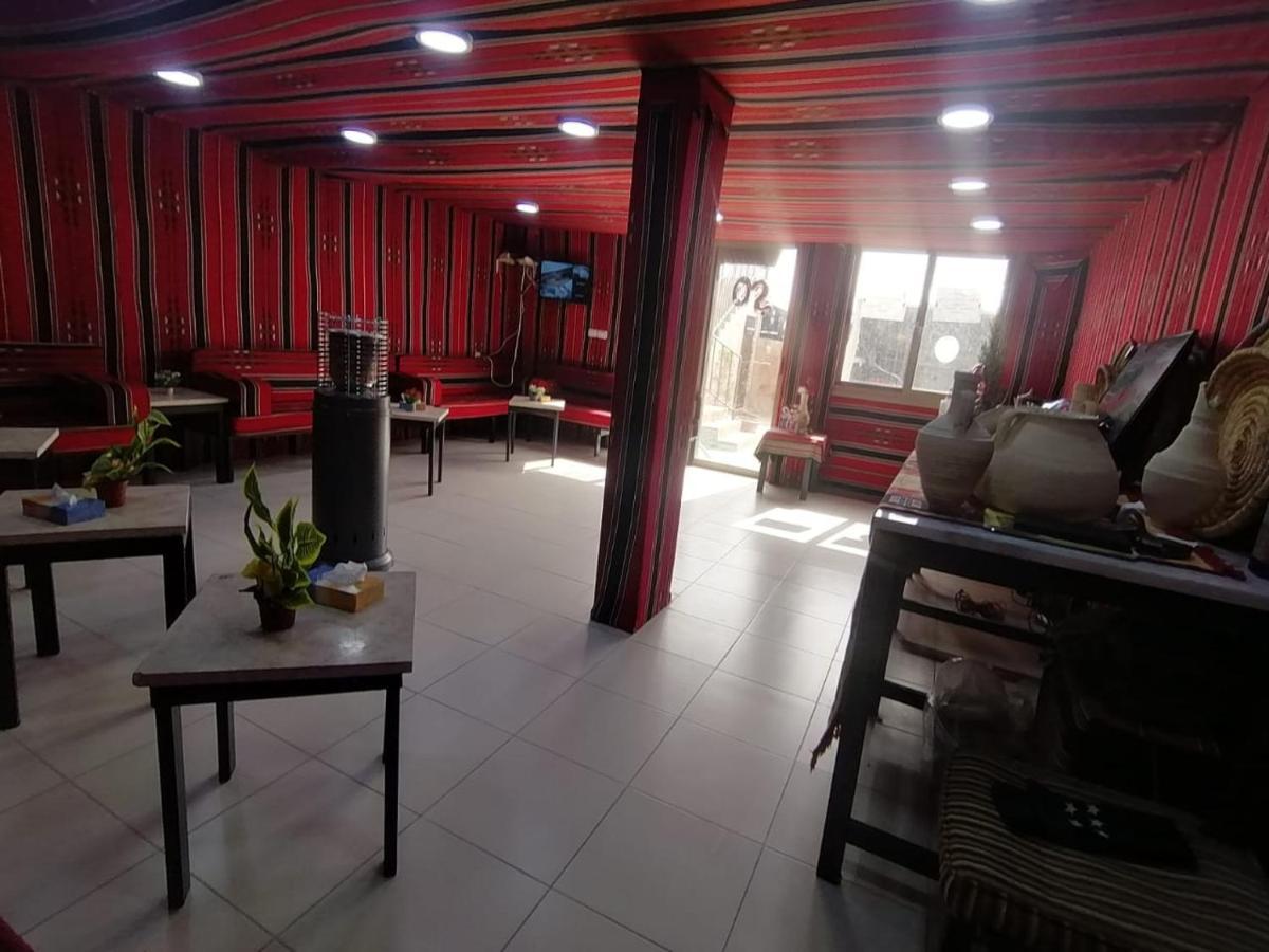 Farmer Stay Hostel Wadi Musa Exterior foto